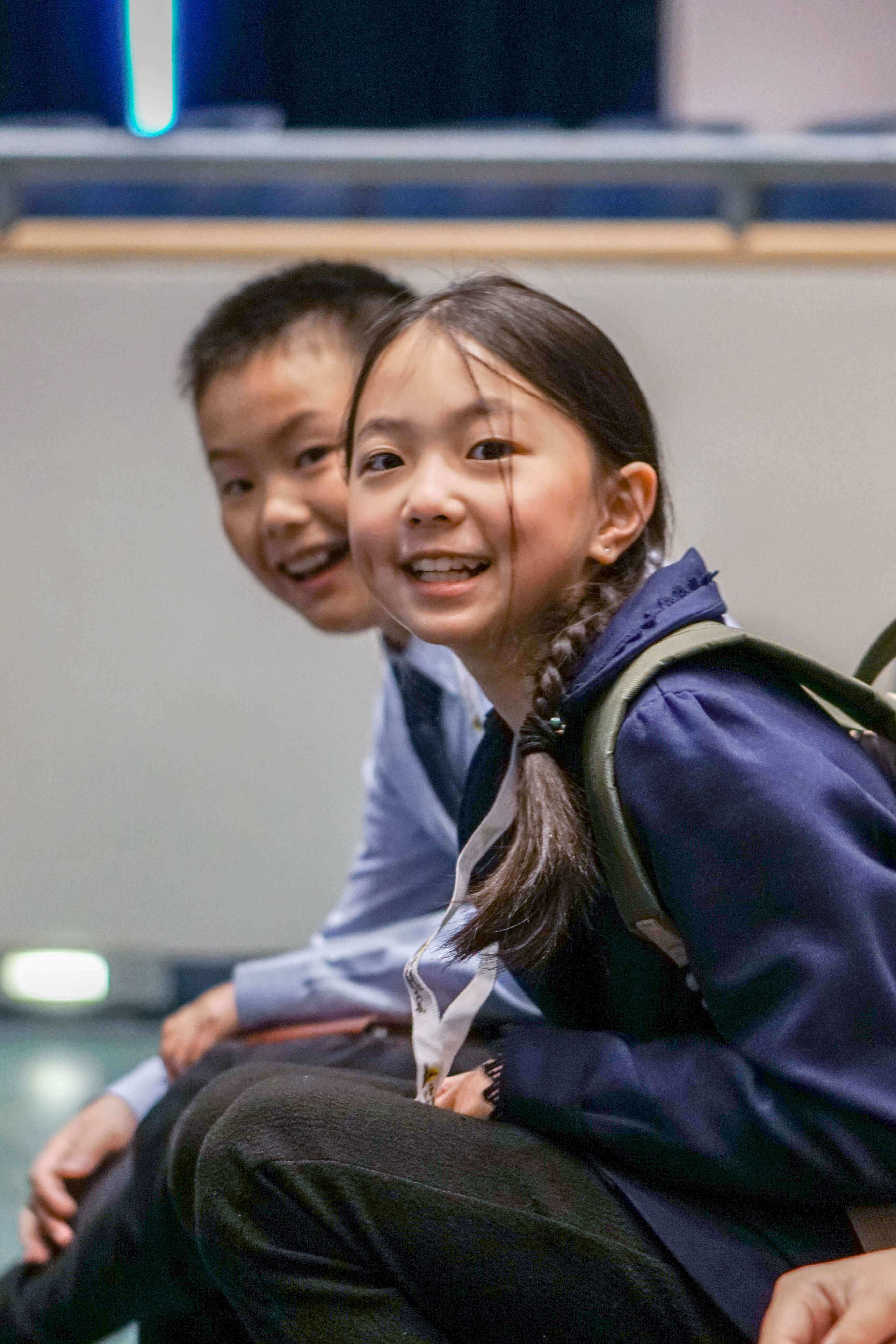 Online debate class for elementary school students